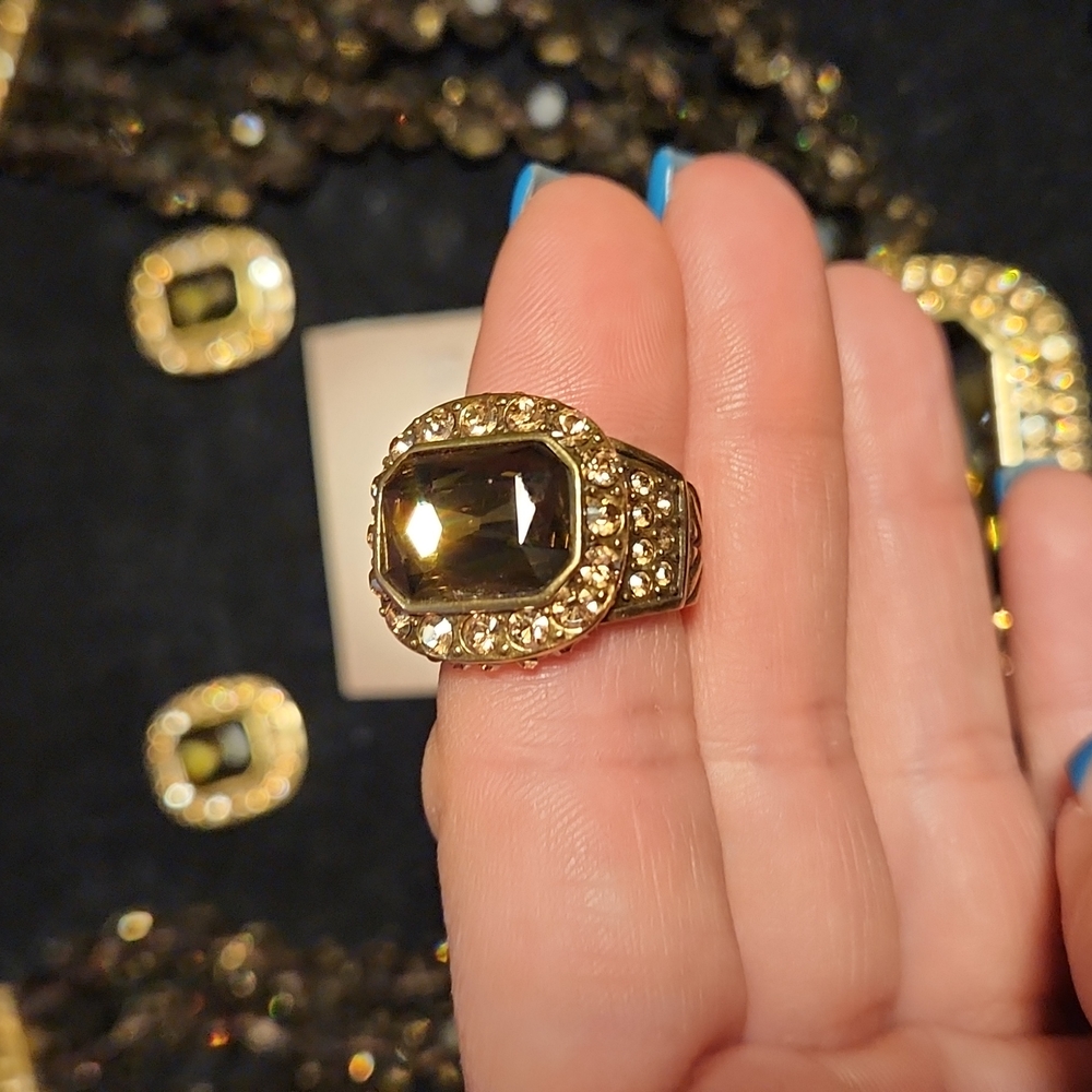 Heidi Daus Jewelry set. - Picture 3 of 8
